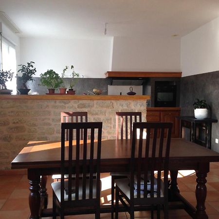 Appartement Salvaterra Sauveterre (Gard) Exterior foto