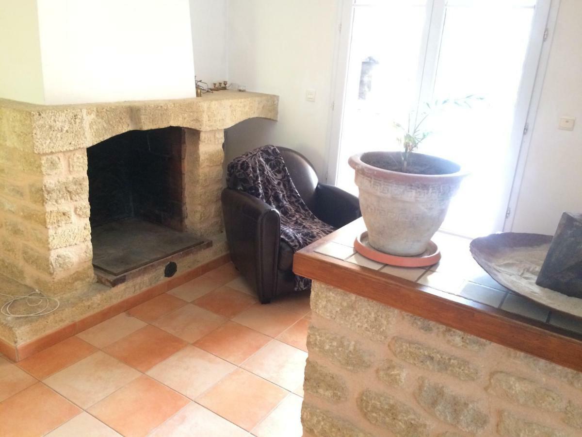 Appartement Salvaterra Sauveterre (Gard) Exterior foto