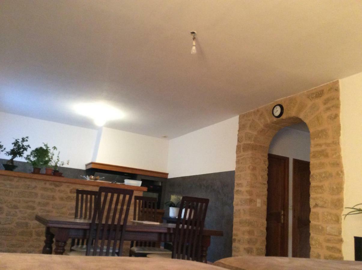 Appartement Salvaterra Sauveterre (Gard) Exterior foto