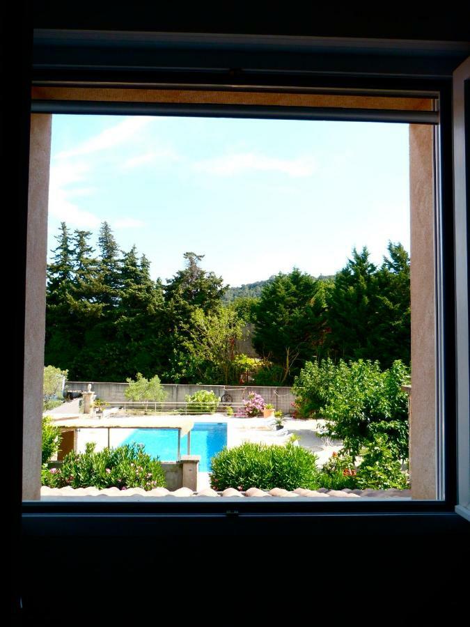Appartement Salvaterra Sauveterre (Gard) Exterior foto