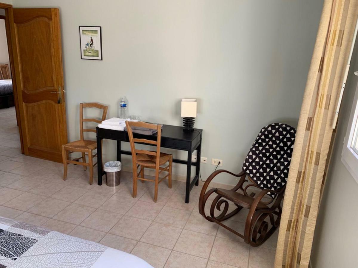 Appartement Salvaterra Sauveterre (Gard) Exterior foto