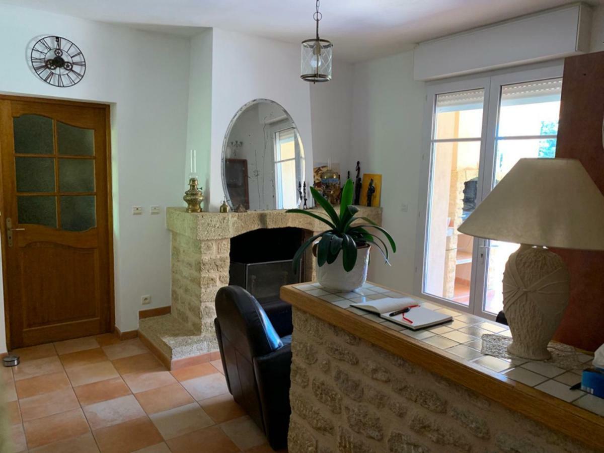 Appartement Salvaterra Sauveterre (Gard) Exterior foto